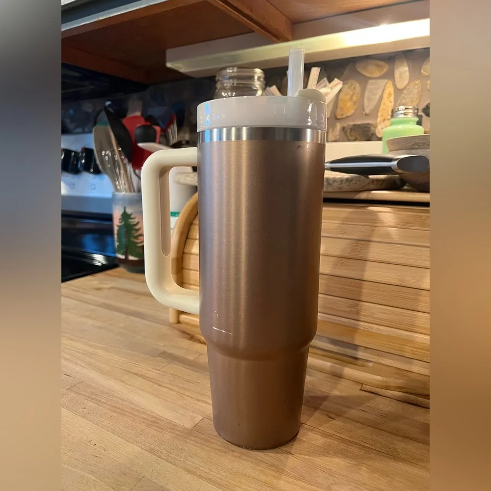 Stanley 30oz Rose Copper Quencher Tumbler - Picture 3 of 8